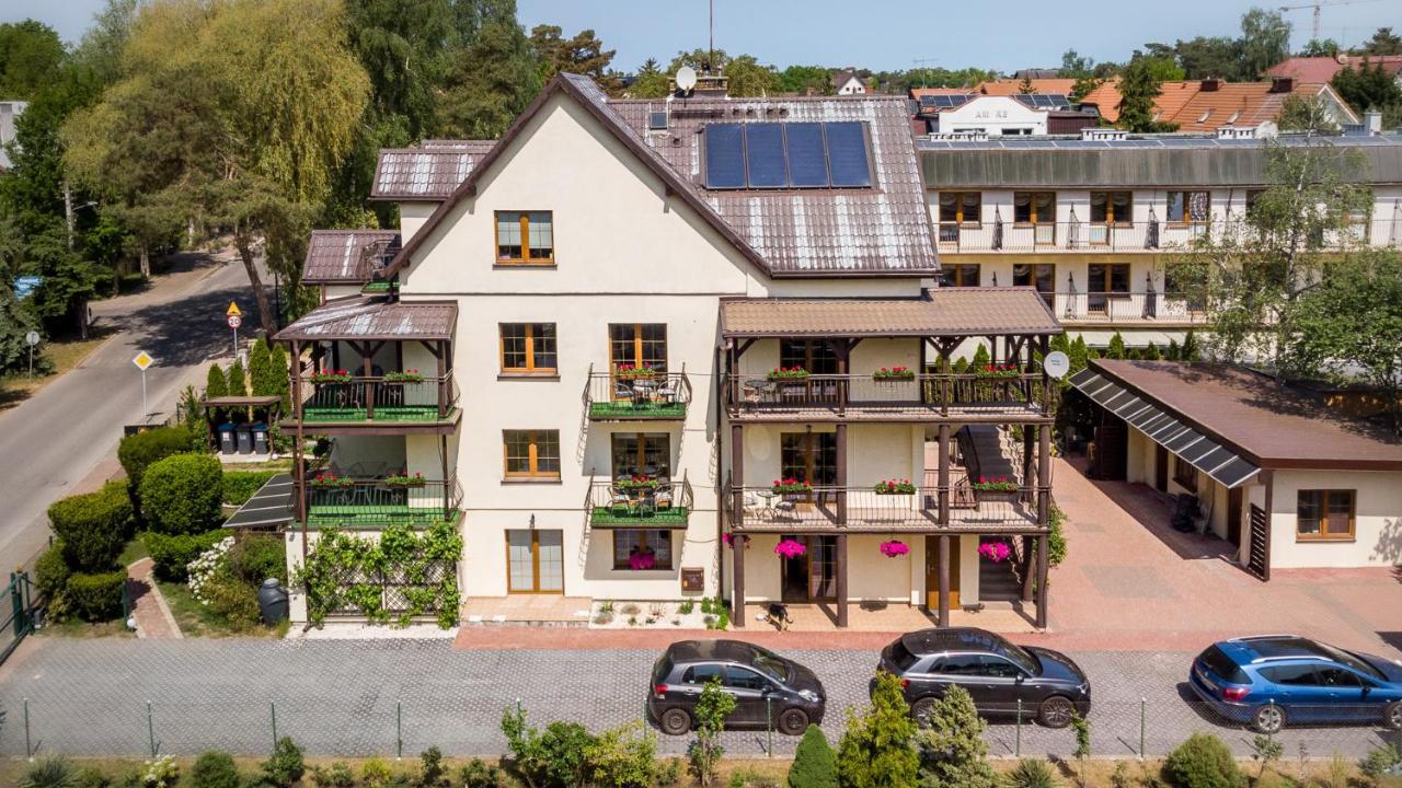 Hotel Sun & Wine Pobierowo Exterior foto
